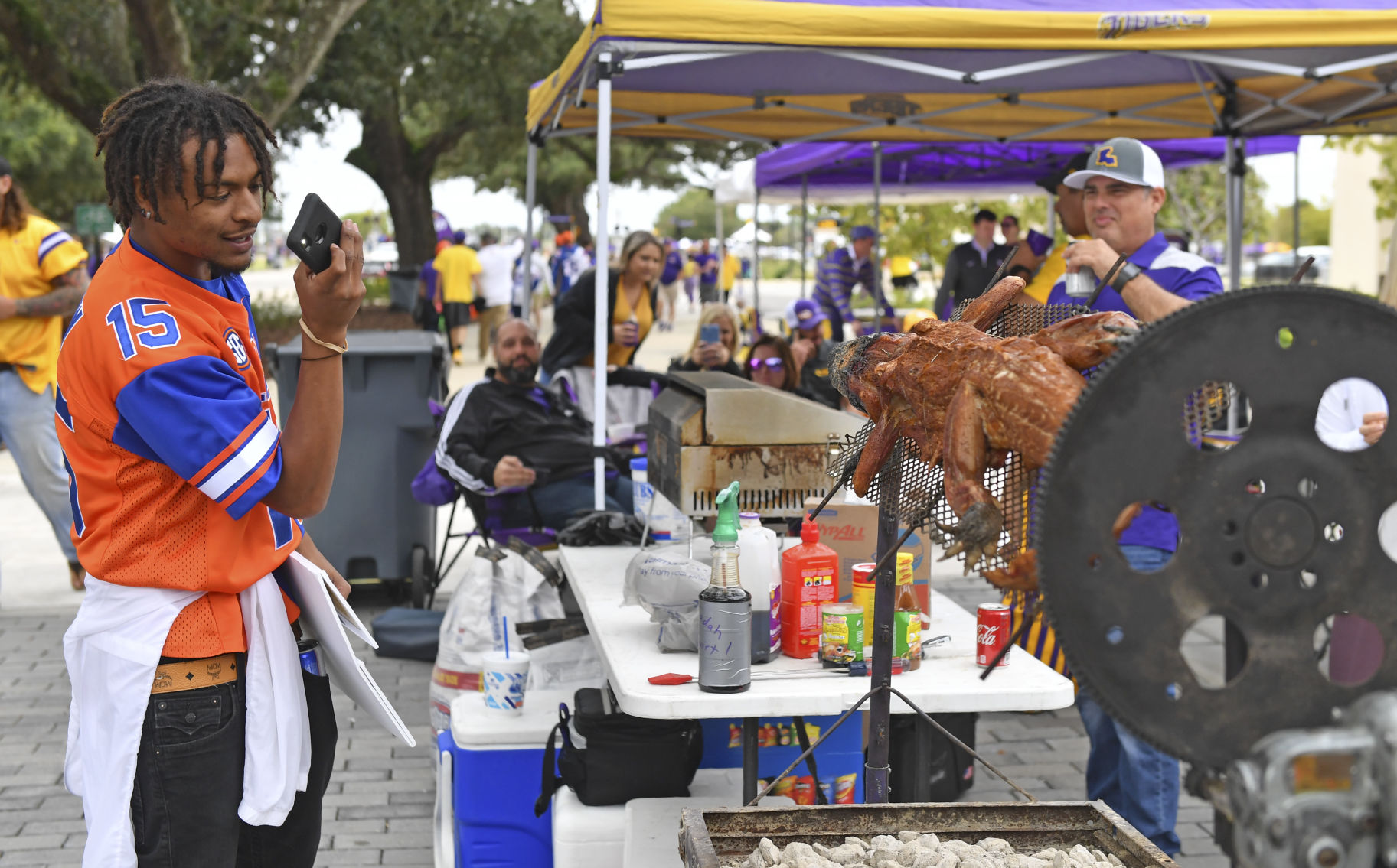 lsutailgating.101319 HS 041.JPG